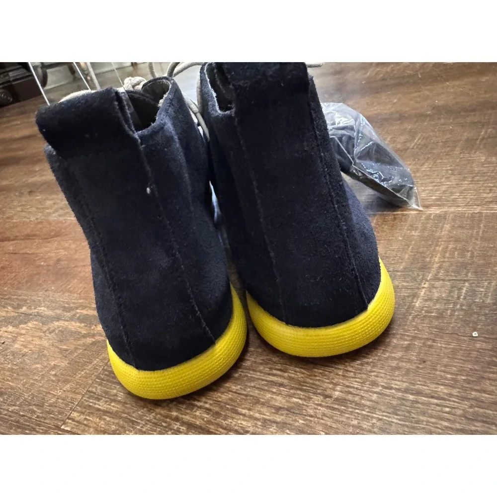Aerosoles Women's 8.5W Black Suede Lace Up Ankle Boots Yellow Sole NWOT